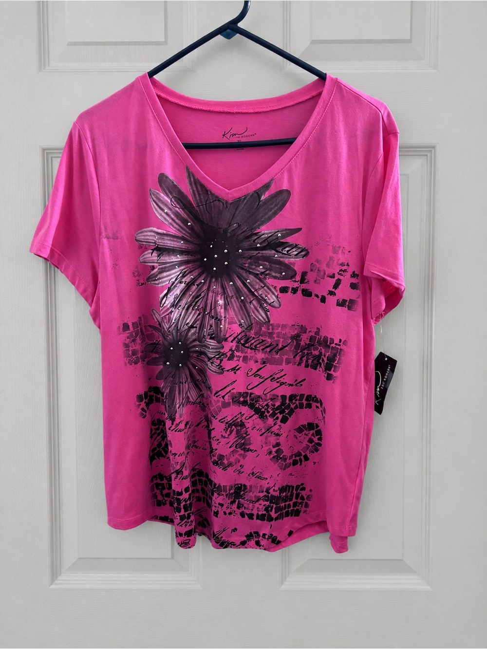 NWT Kim Rogers Pink Floral Rhinestone V-Neck Top XL